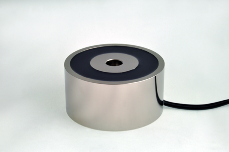 EM300-6-212 - Round Electromagnet 3 inch Dia. 6 volts DC - Holding 400 lbs.