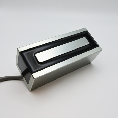 EMR-4035-100-24  Rectangular Electromagnet 100mm Length 24 volts DC